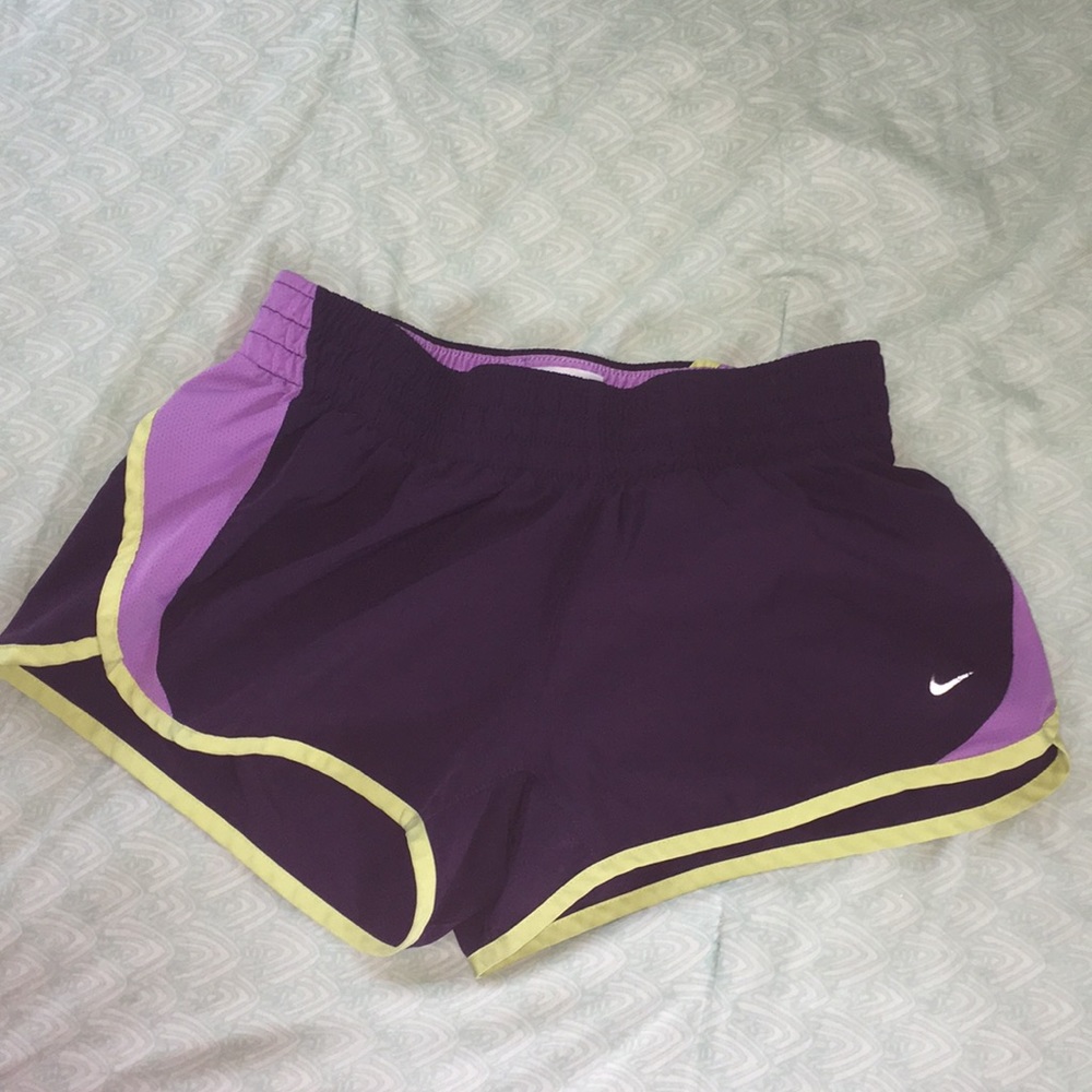 Running shorts